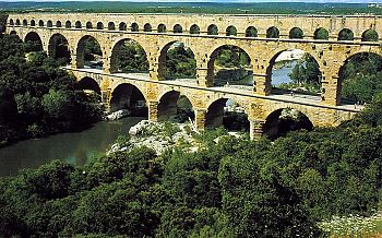 Vraag 2: Wat is een aqueductus ?